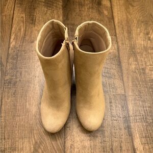 Women's Tan Ankle Boots